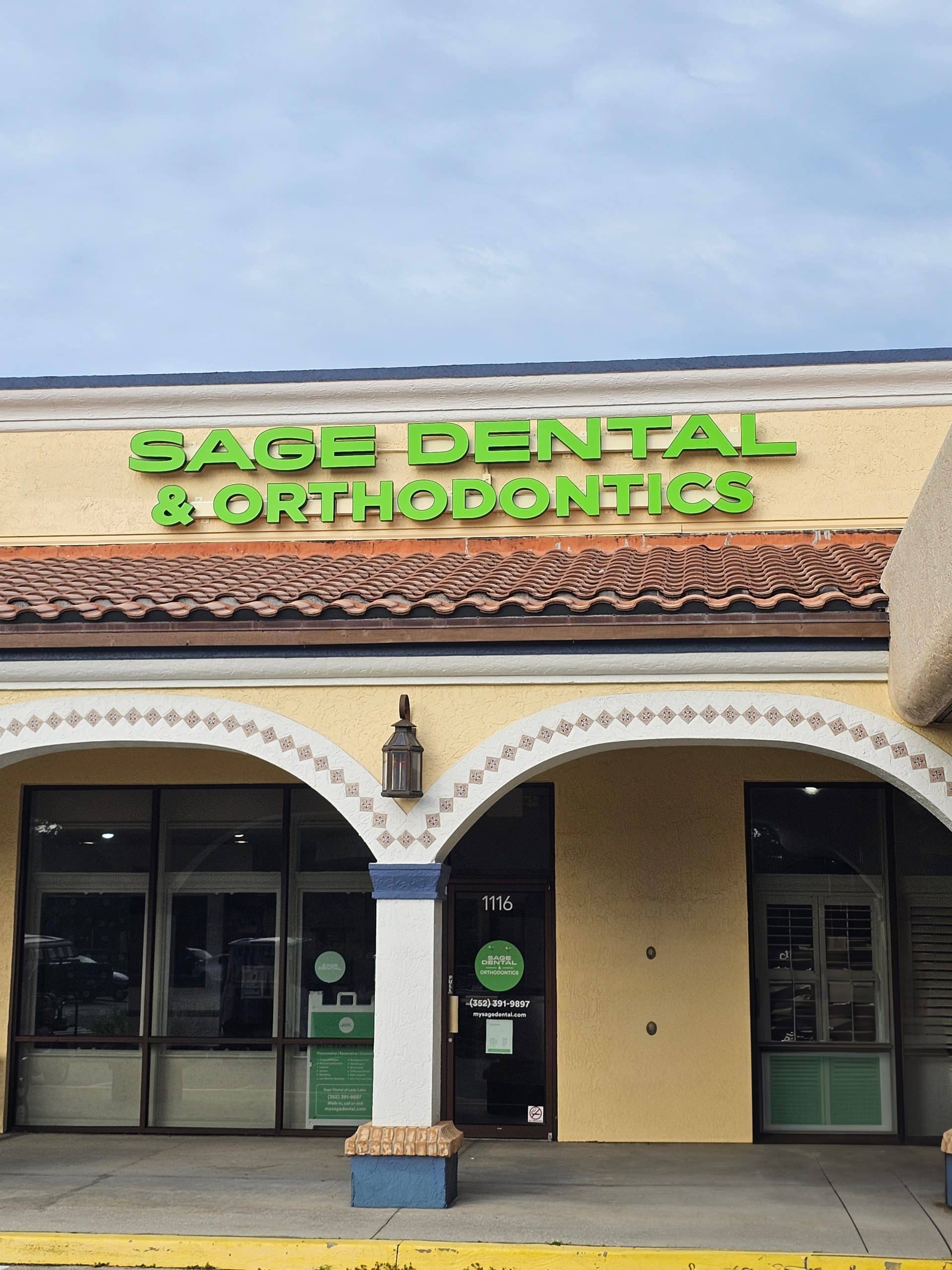 Dentist near me in Lady Lake, FL - Sage Dental